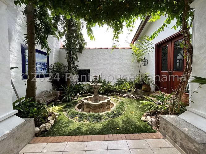Casa en Venta en Coco del Mar SYH