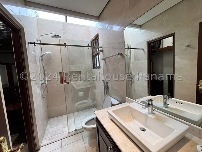 Casa en Venta en Coco del Mar SYH