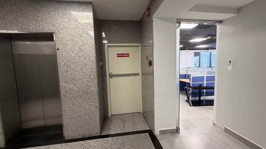 Alquiler de Oficina Premium en Plaza Banco General – Calle 50