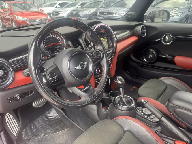 MINI COOPER JCW 2016