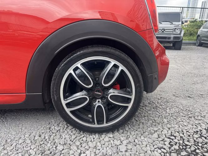 MINI COOPER JCW 2016