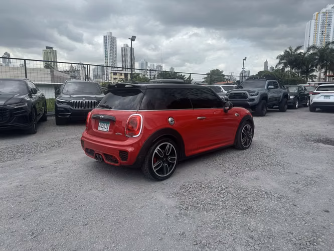 MINI COOPER JCW 2016