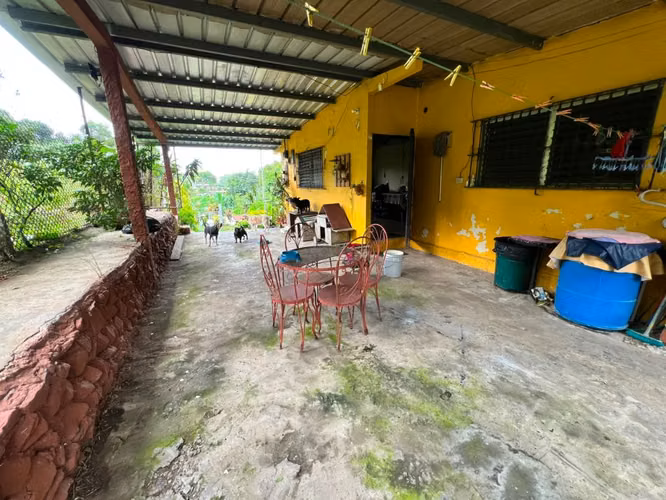 1,779 m² Terreno | 5Rec 4Baños | 2 Casas