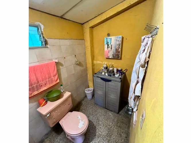 1,779 m² Terreno | 5Rec 4Baños | 2 Casas