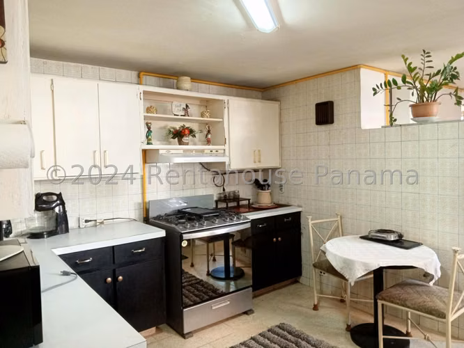 Apartamento en Venta en Obarrio. 27-941.