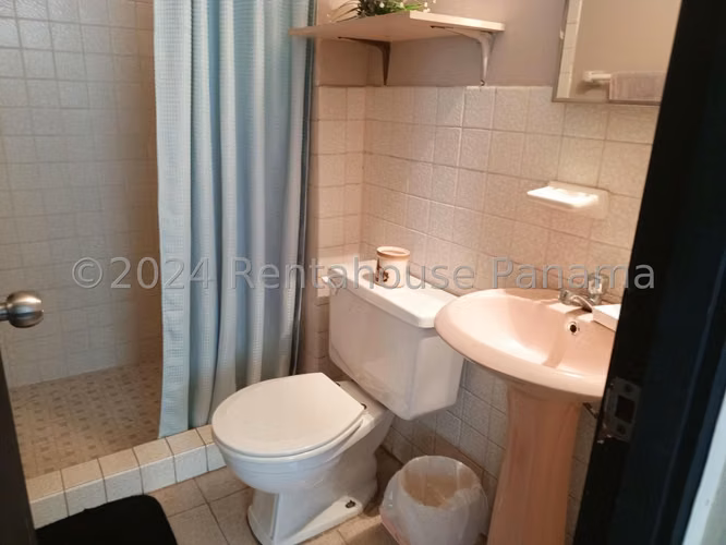 Apartamento en Venta en Obarrio. 27-941.