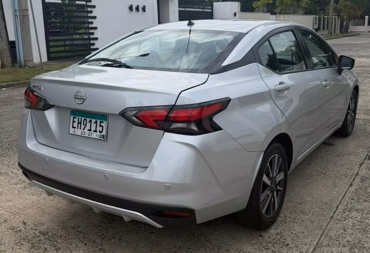 VERSA 2024 AUTOMATICO EN 15,495 al CREDITO o al CONTADO - Imagen 7