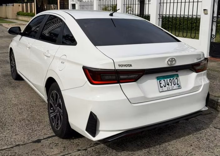 YARIS 2024 AUTOMATICO EN 16,895  al Crédito o al  Contado.... - Imagen 6