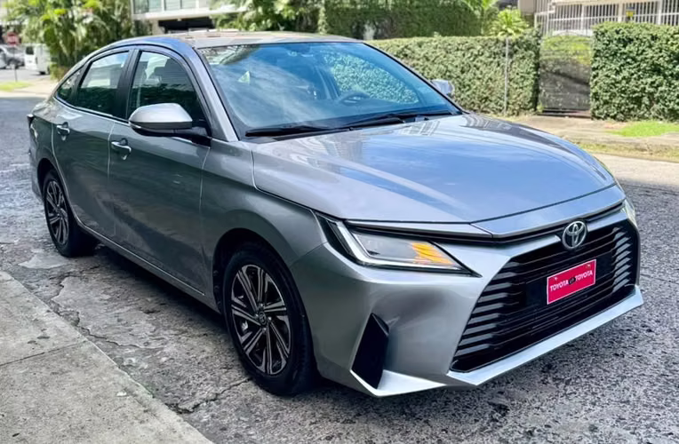 YARIS 2024 AUTOMATICO EN 16,495 al Crédito o al  Contado.... - Imagen 2
