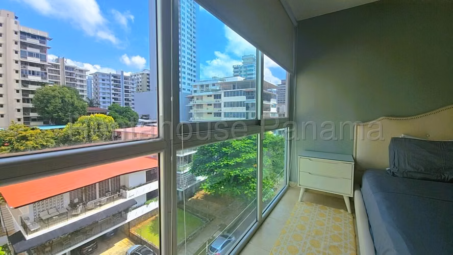 Se Alquila Apartamento en El Cangrejo MDV27-1003