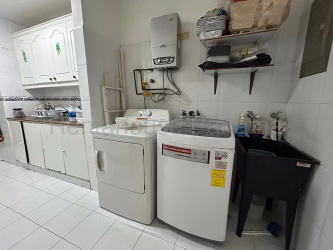 Se Vende Apartamento en Edison Park MDV27-1004