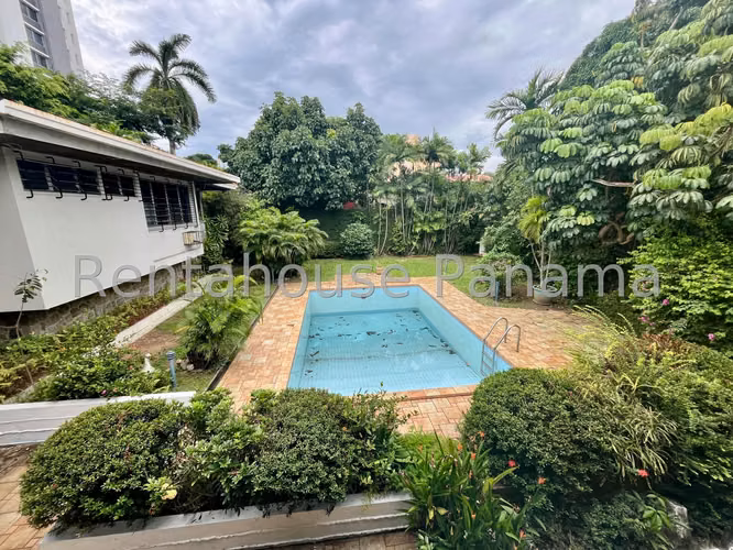 Se Vende Casa en El Carmen MDV26-3461
