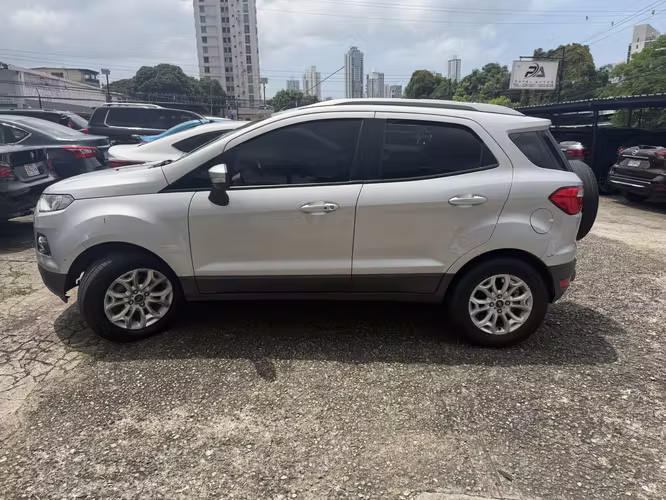 Fort EcoSport Titanium