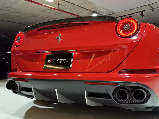 FERRARI CALIFORNIA T 2015