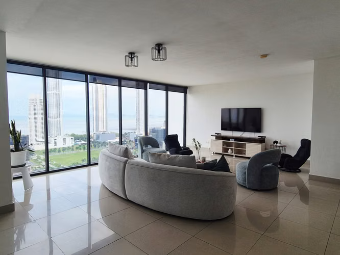 Sale of Apartment in Costa del Este, PH Latitude