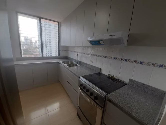 27173. Se alquila apartamento 90m, 2 recamaras, 2 baños, línea blanca. - Imagen 9