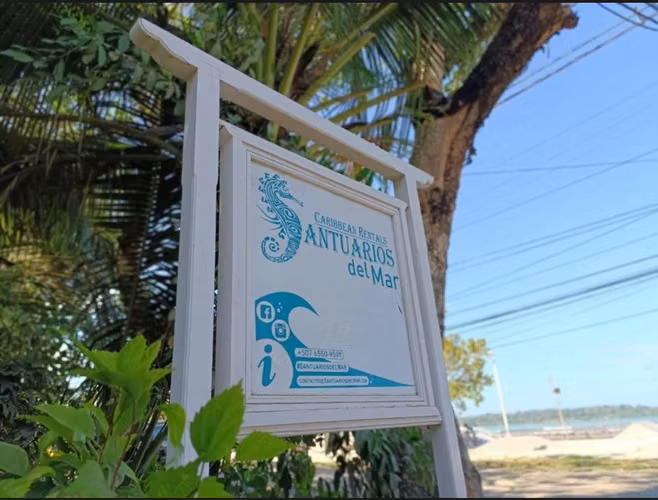 Negocio Turístico Frente al Mar, Listo para Operar — Bocas del Toro, Panamá - Imagen 8