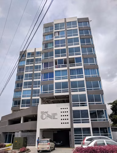 Alquilo cómodo y bien ubicado apartamento de 63 mts2