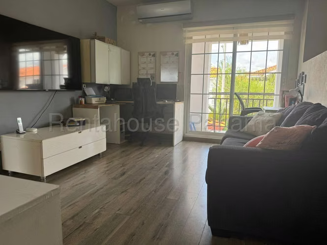 Venta Casa Versalles - YD