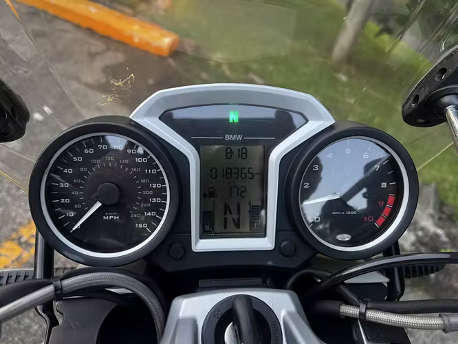 BMW R1200R
