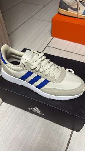 Zapatillas Jordan retro / low y Adidas
