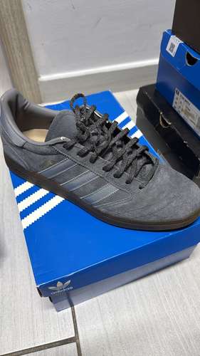 Zapatillas Jordan retro / low y Adidas - Imagen 13