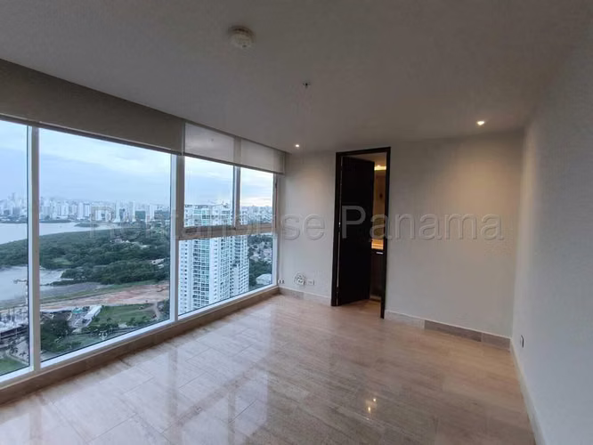Alquiler de apartamento PH The Regent Costa del Este