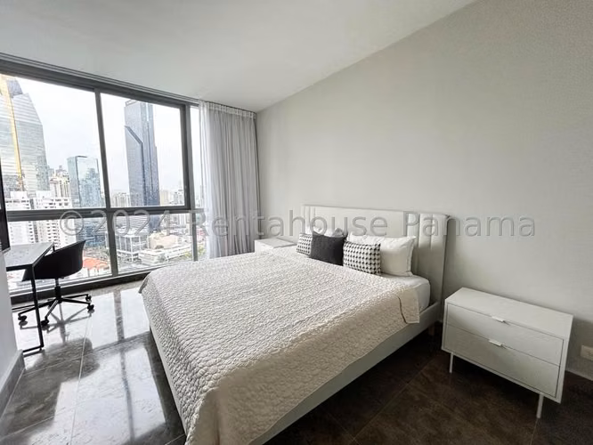 Alquiler de apartamento amoblado en Avenida Balboa PH Yoo