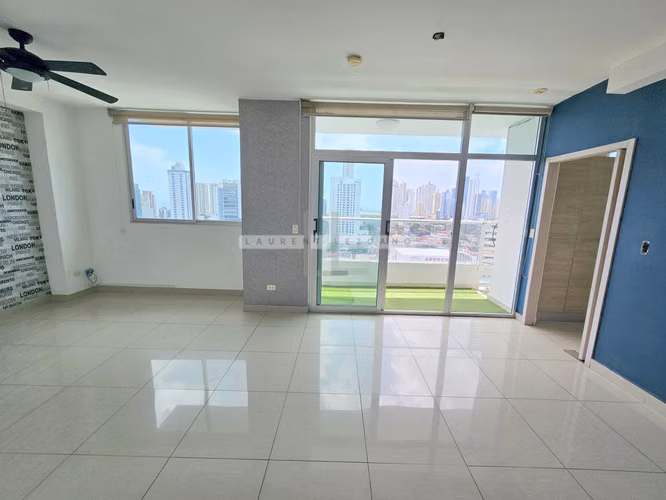 Venta de Apartamento en PH Firenze Tower - San Francisco. Haga una oferta