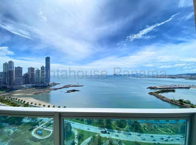 Alquiler de apartamento en Avenida Balboa PH Yoo