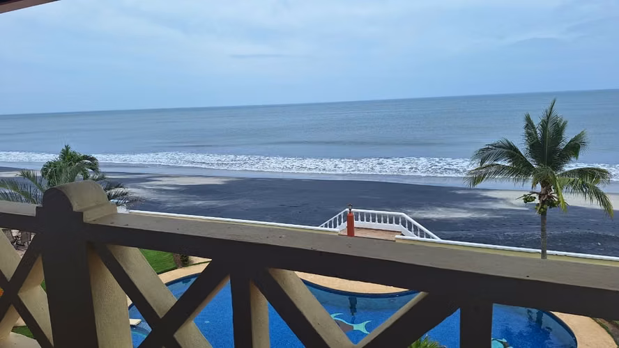 VENDO APARTAMENTO EN PH SUEÑO MAR NUEVA GORGONA