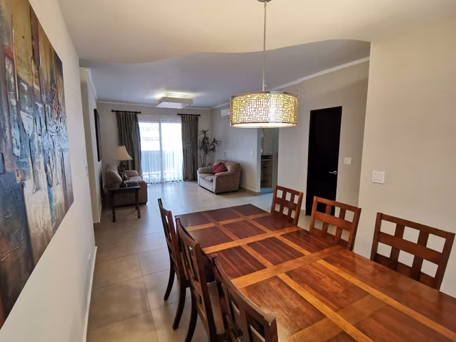 Apartamento en Albrook I con balcón y excelente distribución