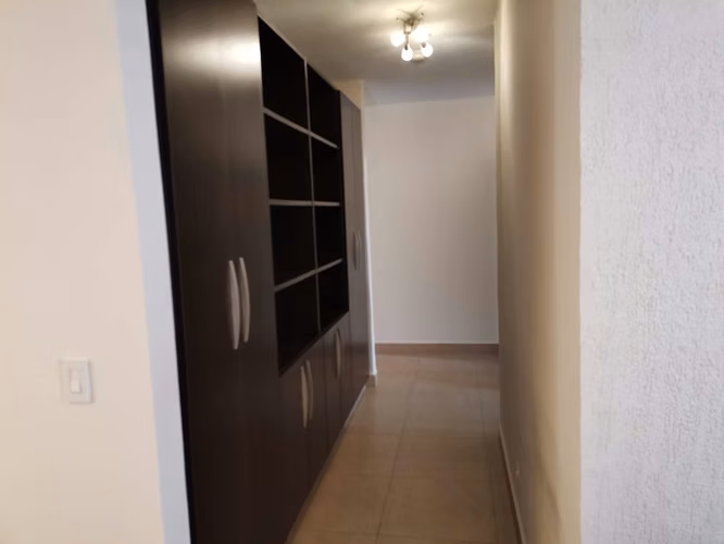 Apartamento en Albrook I con balcón y excelente distribución