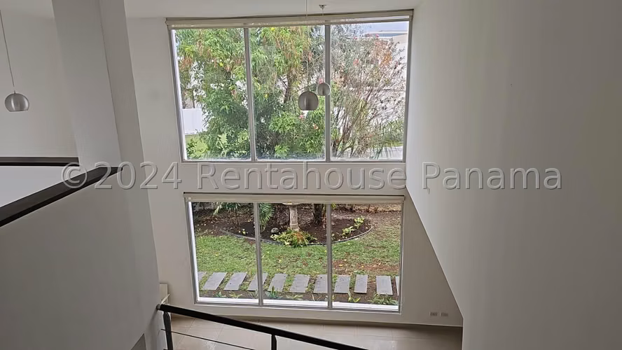 Venta Casa Costa Sur - YD