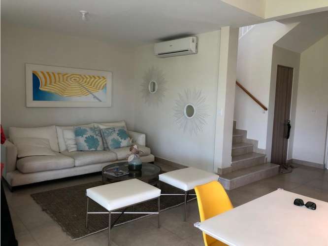 SE ALQUILA HERMOSA CASA DE PLAYA EN BIJAO 388M2  SEMI AMOBLADA
