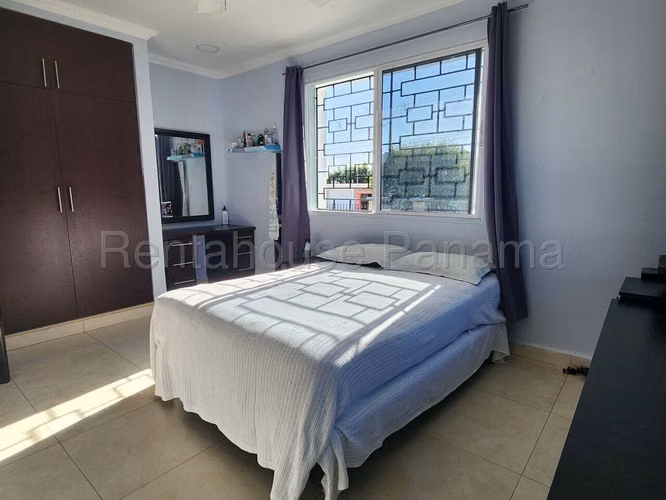 VIVA YA! EN BETANIA VENTA CASA ESM. SOLO CLIENTE DIRECTO.