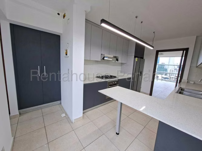 Alquiler de Apartamento en El Cangrejo Ph Solaris KF
