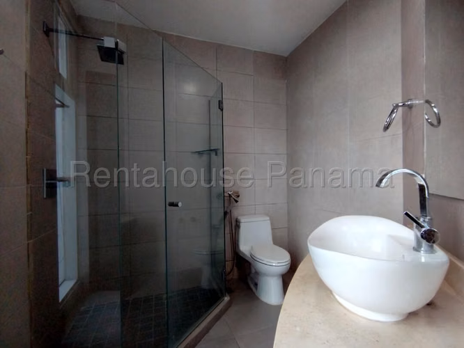 Alquiler de Apartamento en Costa del Este Ph Country Club C E KF
