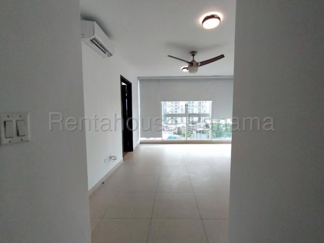 Alquiler de Apartamento en Costa del Este Ph Country Club C E KF
