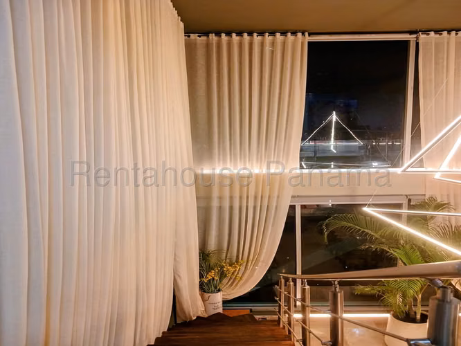 Alquiler de Apartamento en Punta Pacifica Ph Loft Four KF