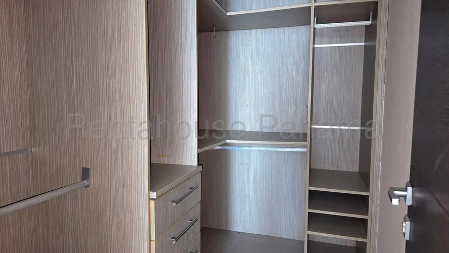 Venta de Apartamento en Punta Pacifica Ph Grand Tower KF