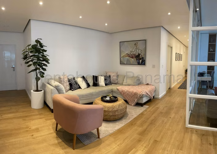 RR VENTA DE APARTAMENTO EN SAN FRANCISCO PH WINDOW TOWER