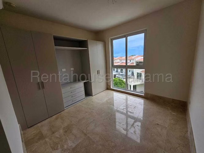 RR VENTA DE APARTAMENTO EN SANTA MARIA PH THE RESERVE