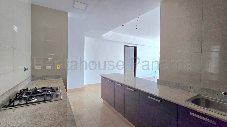 Venta de Apartamento en Punta Pacifica Ph Grand Tower 191 Mts PD - Imagen 3
