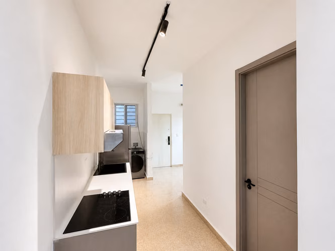 Estrena Amplios Apartamentos Remodelados de 2 Recamaras en Planta Baja