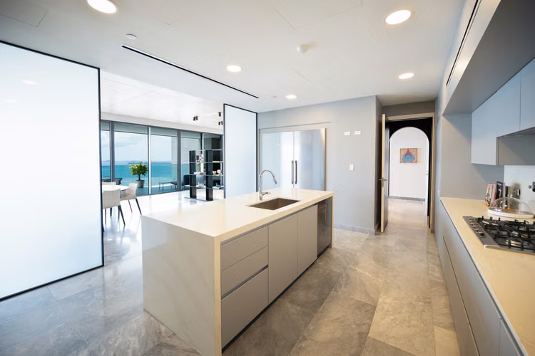 UPPER EAST TOWER - COSTA DEL ESTE - VENTA
