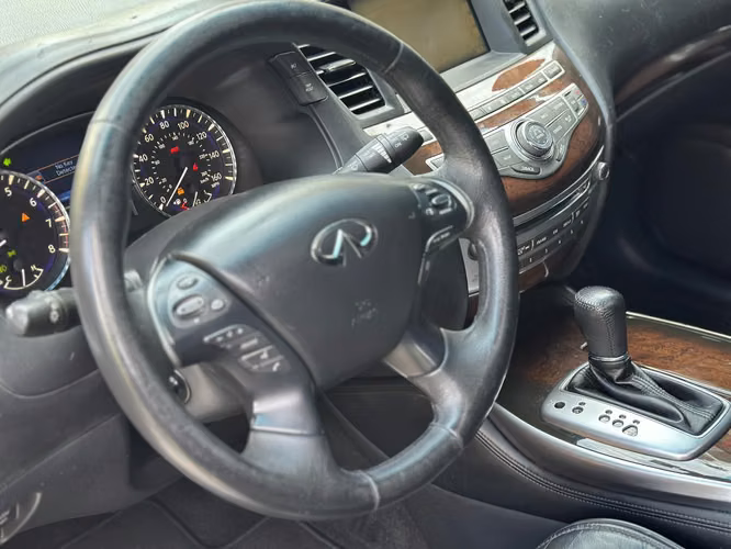 INFINITI JX35 2013 - Imagen 5