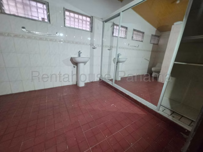 Casa en Venta en Parque Lefevre RJ