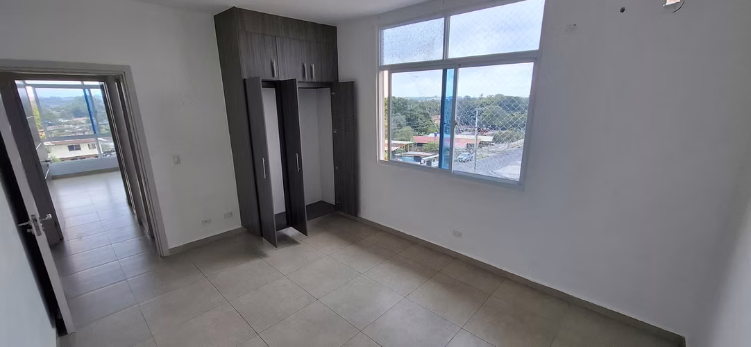 ALQUILER APARTAMENTO CD RADIAL JUAN DIAZ 27ML1021