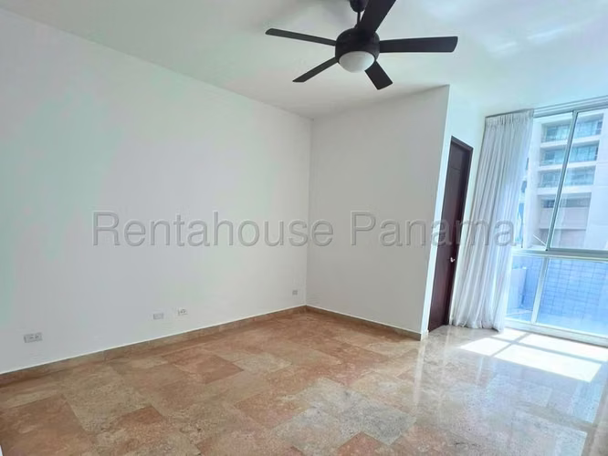 ALQUILER APARTAMENTO AQUAMARE 27ML710
